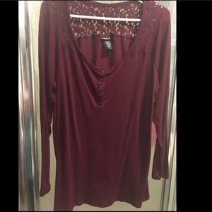 Long sleeve lace shirt